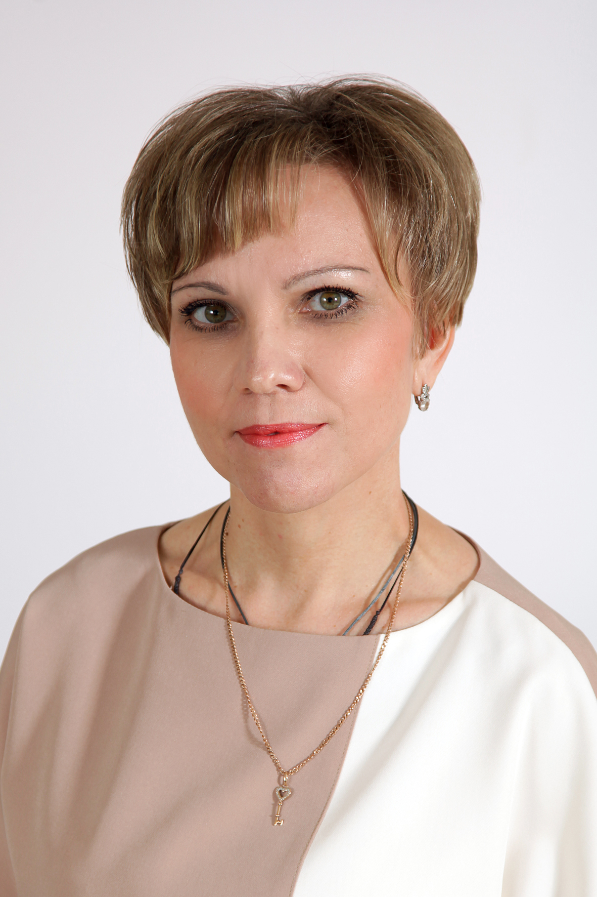 Николенко Евгения Борисовна.